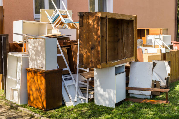 Best Hot Tub Removal  in Breezy Point, MN